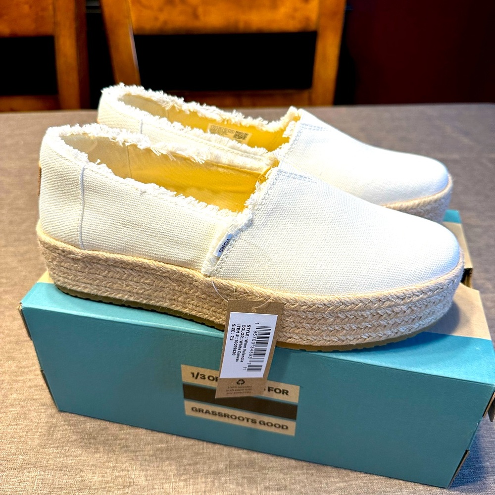 Toms Valencia Platform Espadrille White Canvas Women’s Shoes Brand New